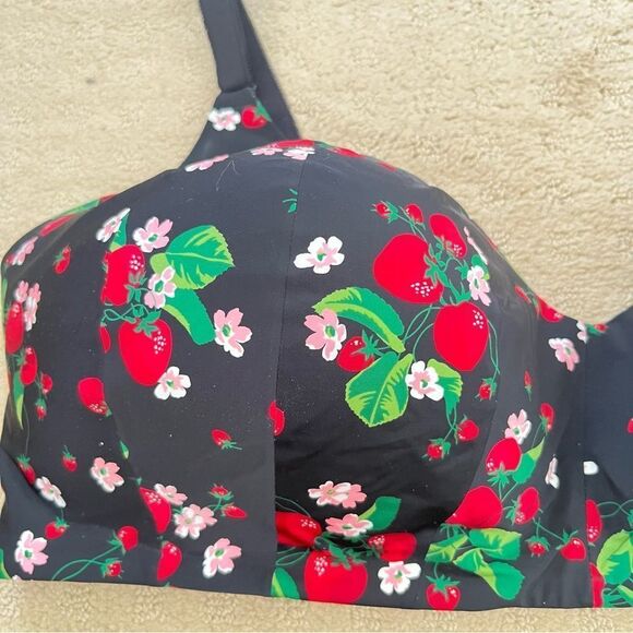 Torrid Curve Strawberry Bloom Perfect T-Shirt Bra - Picture 7 of 11